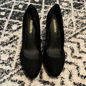 Womens heels never worn